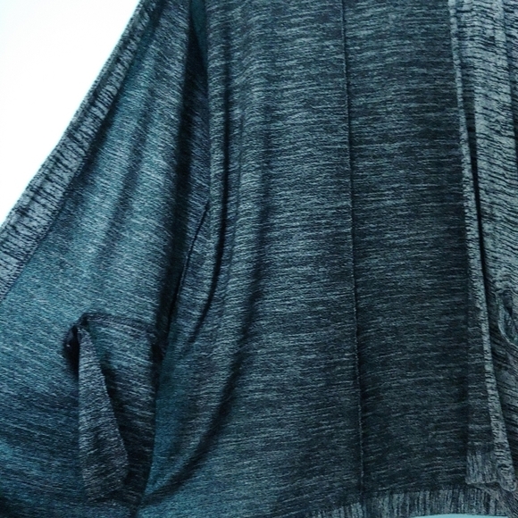 ARITZIA | Wilfred Free Zlata Sweater Cardigan sz M - Picture 7 of 9